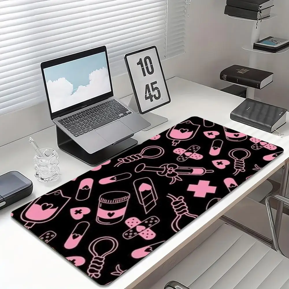 Desk Setup Pc And Laptop - Kawaii-Mauspad mit medizinischem Muster in Pink,